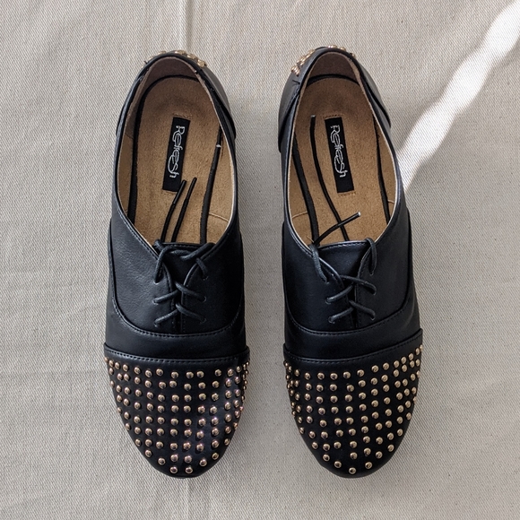 Shoes - Black Stud Oxford shoe Gulen